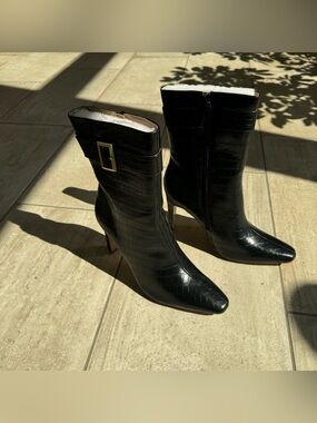 Journee Collection ‘Elaine’ Buckle Booties Size 11